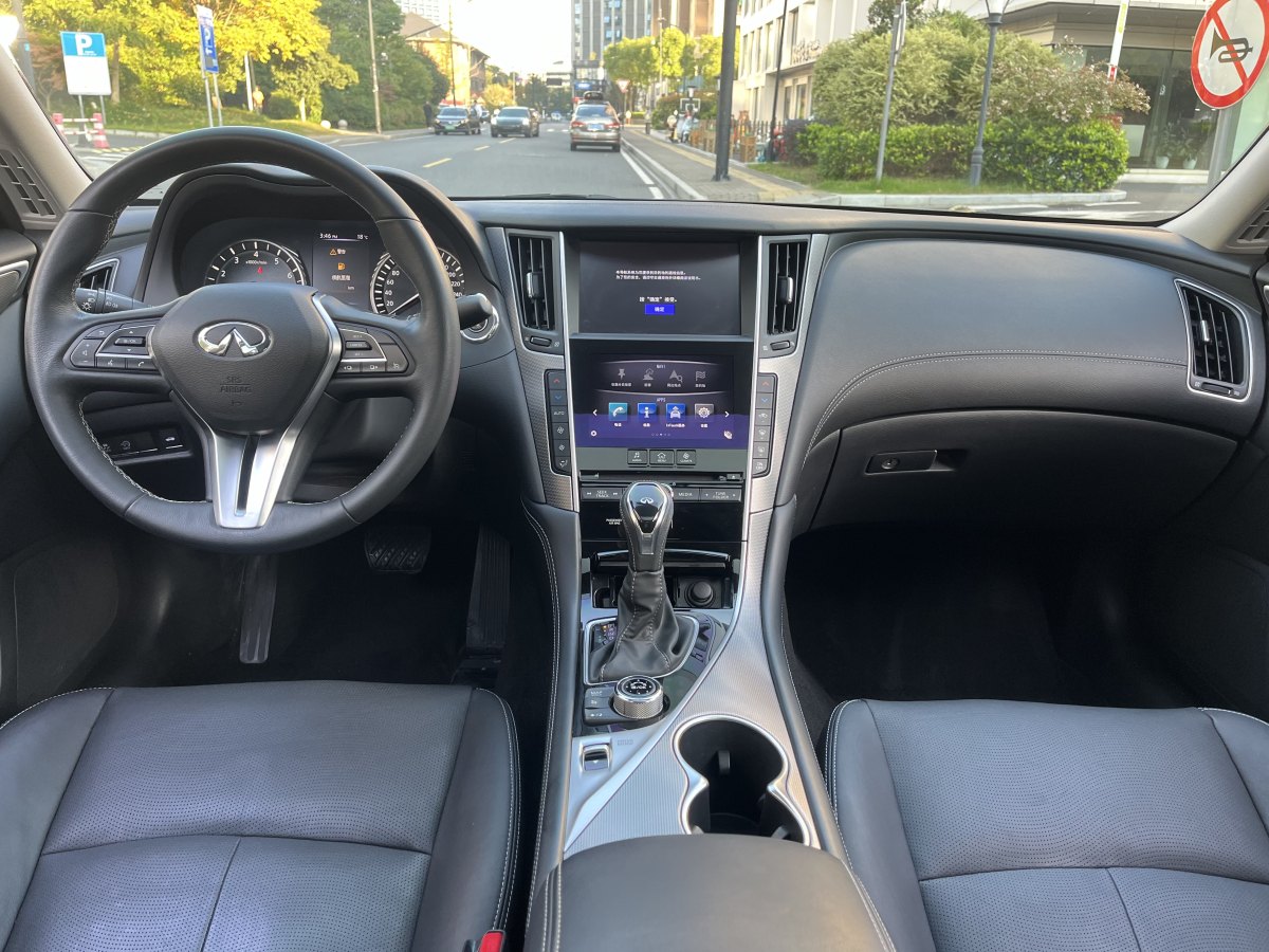 英菲尼迪 Q50L  2018款  2.0T 逸享版 國VI圖片