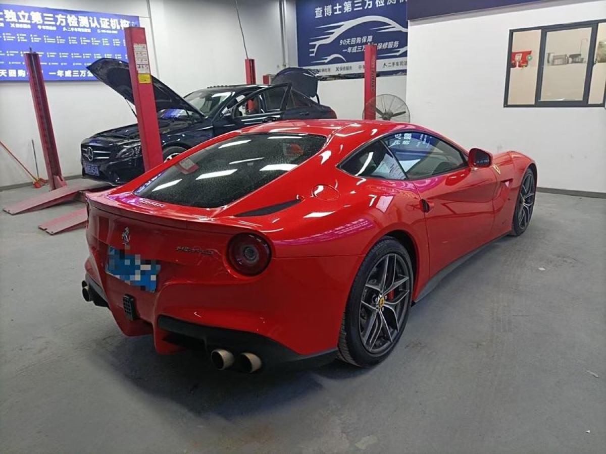 法拉利 F12berlinetta  2013款 6.3L 標準型圖片