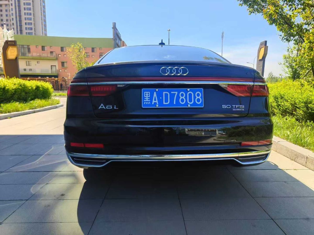 奧迪 奧迪S8  2020款 S8L 4.0TFSI quattro圖片