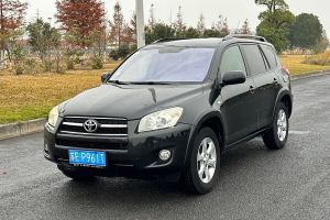 RAV4荣放 丰田 2.4L 自动四驱豪华版