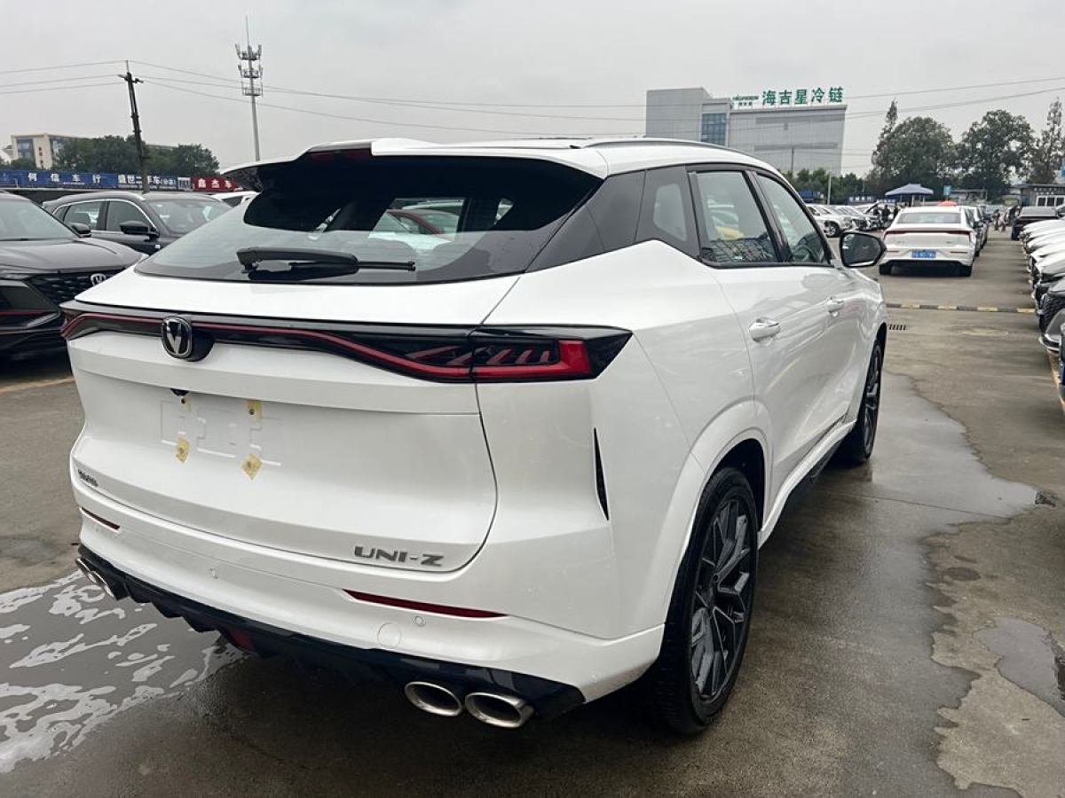 長(zhǎng)安 長(zhǎng)安UNI-Z  2025款 1.5T 尊貴型圖片