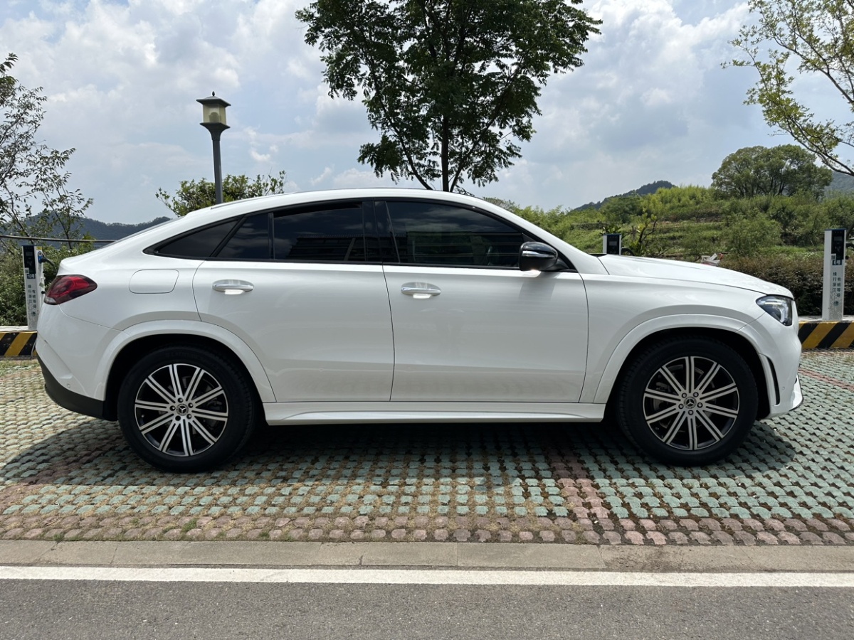 奔馳 奔馳GLE轎跑  2020款 GLE 350 4MATIC 轎跑SUV 豪華型圖片