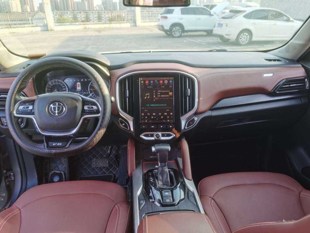 中華 V6  2018款 1.5T 自動旗艦型圖片