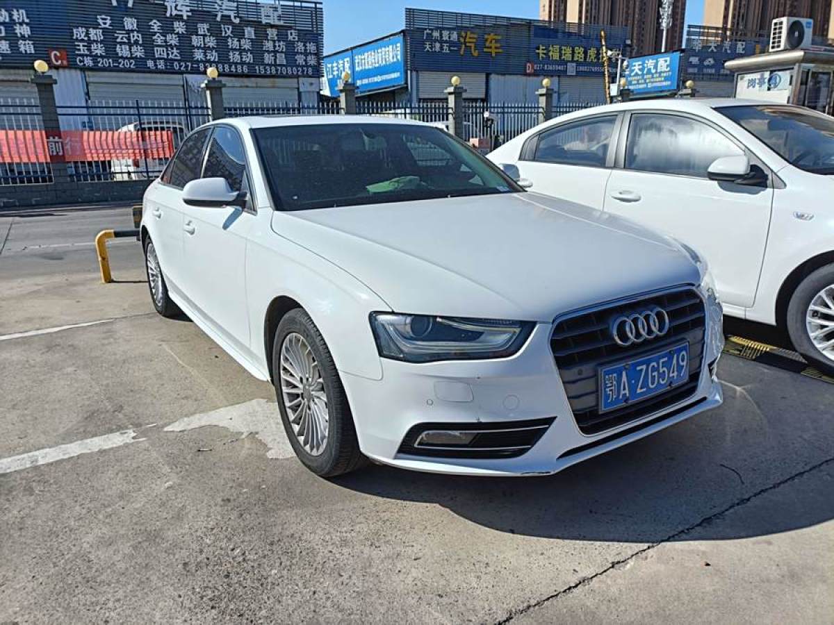 2015年8月奧迪 奧迪A4L  2015款 35 TFSI 自動舒適型