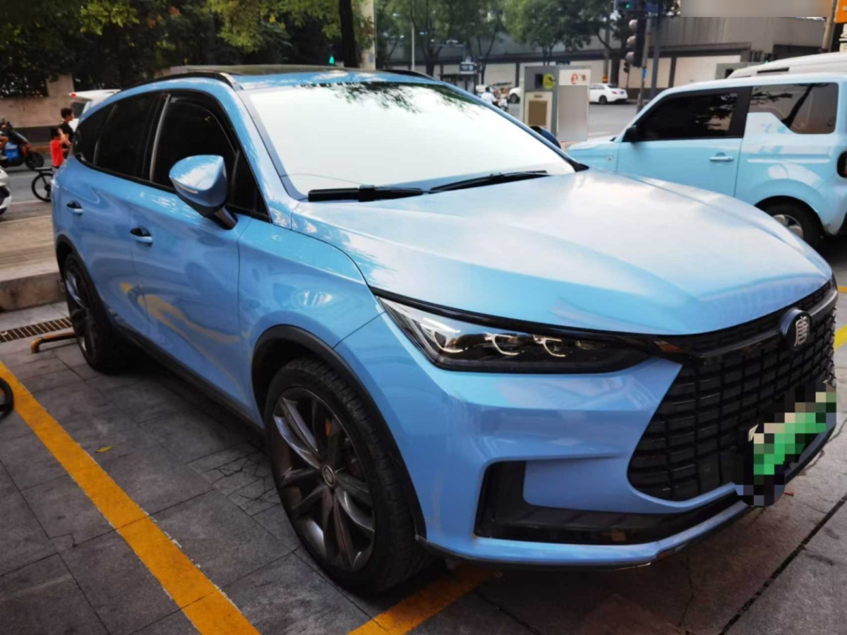 比亞迪 唐新能源  2019款 EV600D 四驅(qū)智聯(lián)創(chuàng)世版 5座圖片