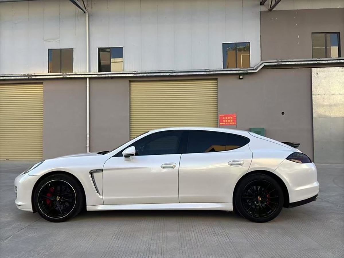 2011年9月保時捷 Panamera  2010款 Panamera 4 3.6L