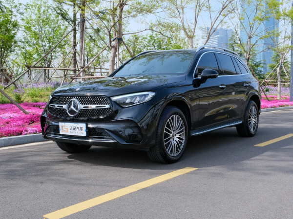 奔驰 奔驰GLC  2023款 改款 GLC 300 L 4MATIC 动感型 5座