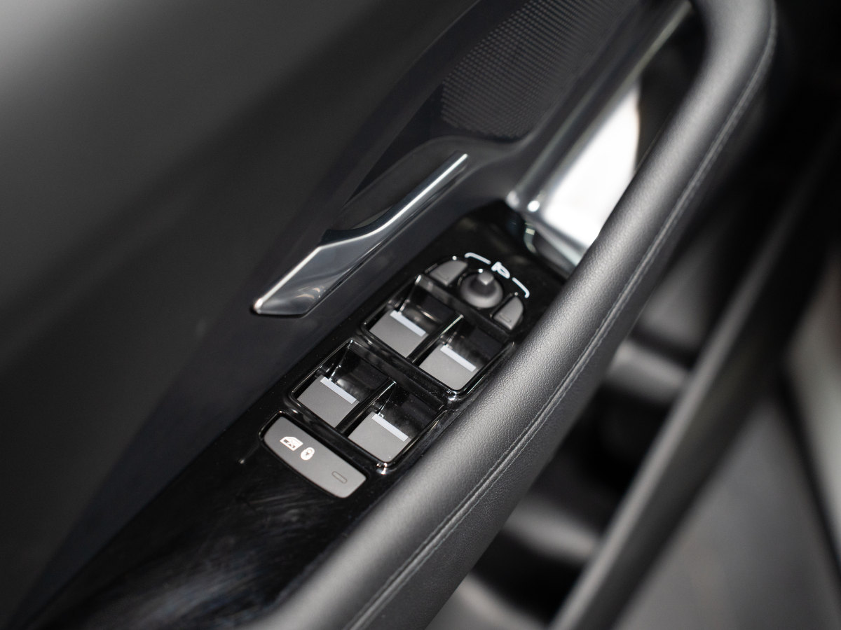 2019年5月捷豹 E-PACE  2018款 P250 S 國(guó)VI