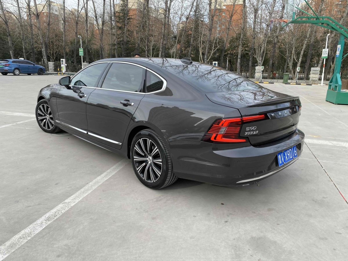 沃爾沃 S90  2021款 B5 智遠(yuǎn)豪華版圖片