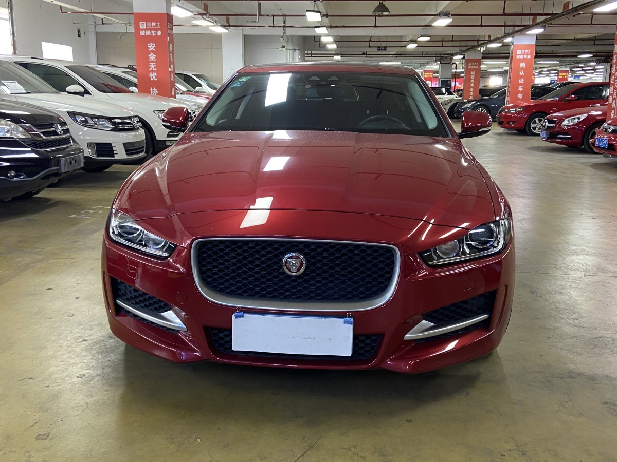 2016年2月捷豹 XE  2015款 2.0T 200PS R-Sport