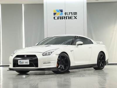 2015年12月 日產(chǎn) GT-R(進(jìn)口) 3.8T 豪華棕紅內(nèi)飾版圖片