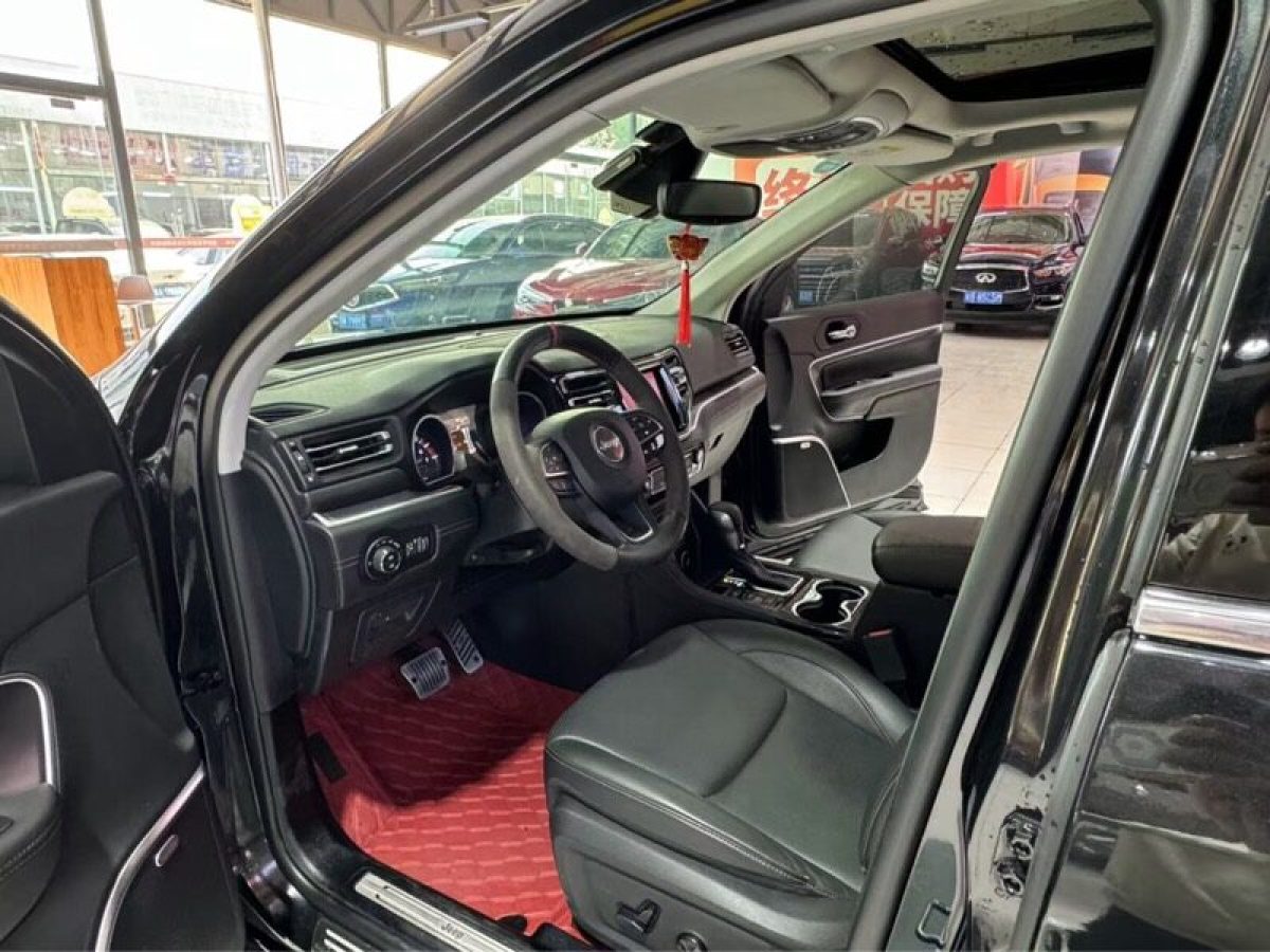 Jeep 大指揮官  2018款 2.0T 四驅(qū)智享版 國(guó)VI圖片