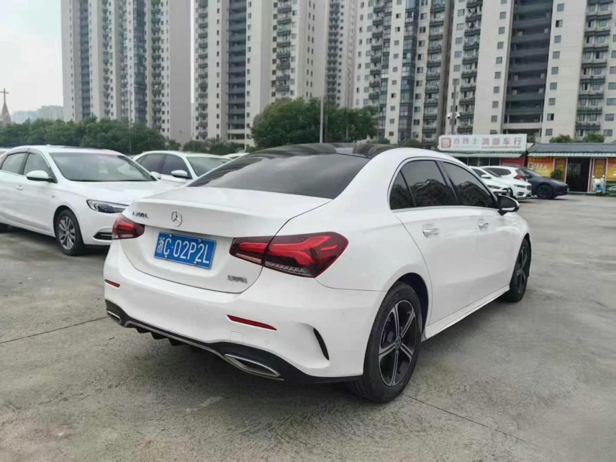 奔馳 奔馳A級  2022款 A 180圖片