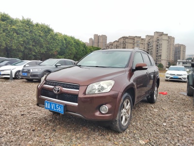 2013年3月 豐田 RAV4 榮放 2.0L CVT四驅(qū)新銳版圖片