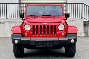 牧马人 Jeep 2.8TD Sahara 四门舒享版