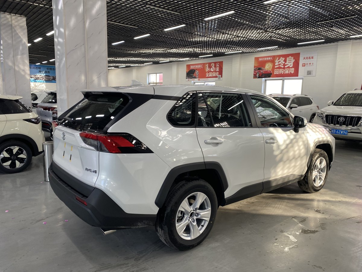 豐田 RAV4  2018款 榮放 2.0L CVT兩驅都市版圖片