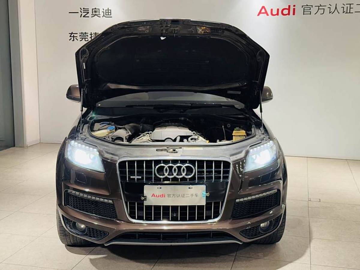 奧迪 奧迪Q7  2015款 35 TFSI 運(yùn)動(dòng)型圖片