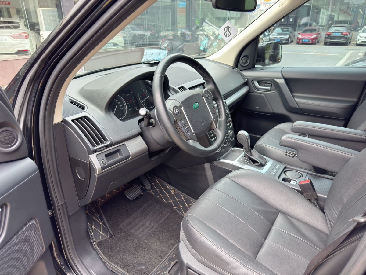 路虎 神行者2  2014款 2.0T Si4 S汽油版圖片