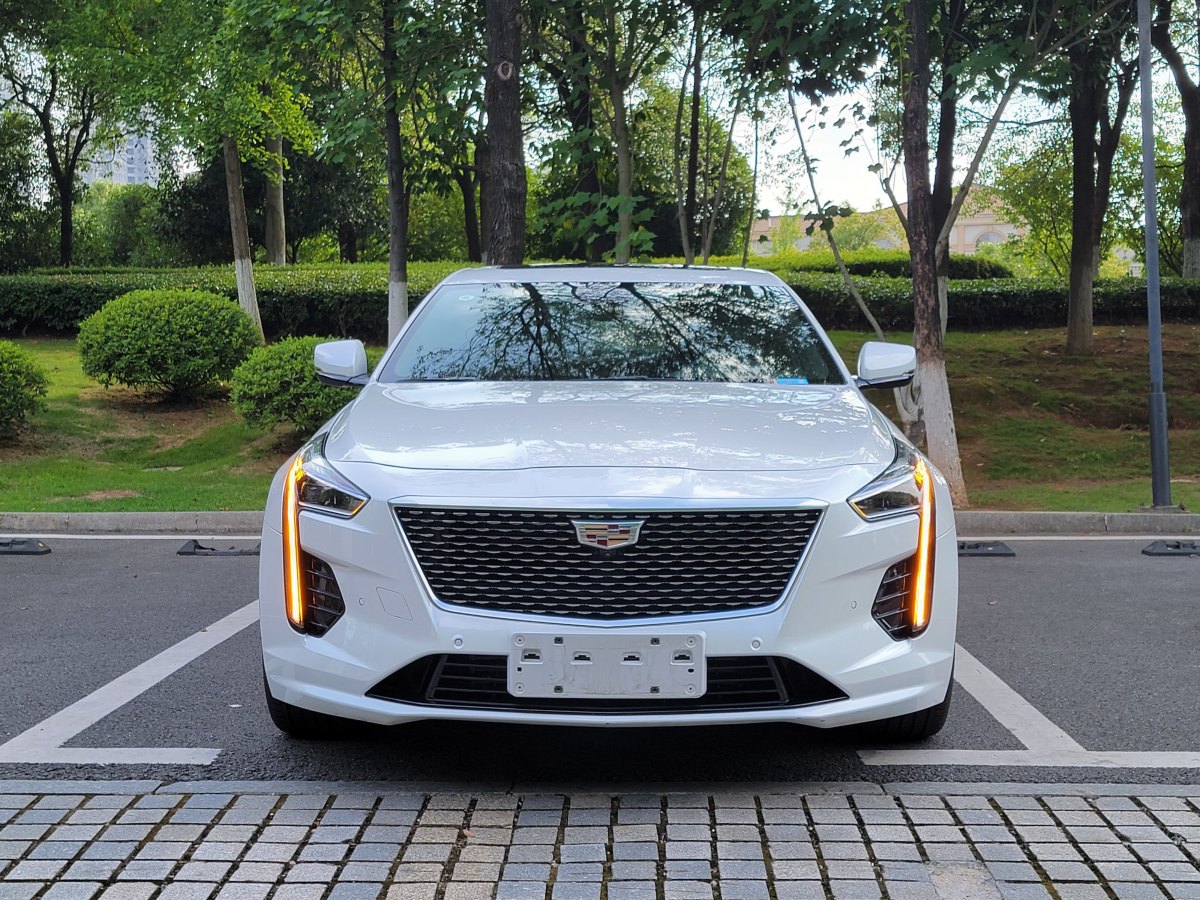 凱迪拉克 CT6  2022款 28T 豪華型圖片