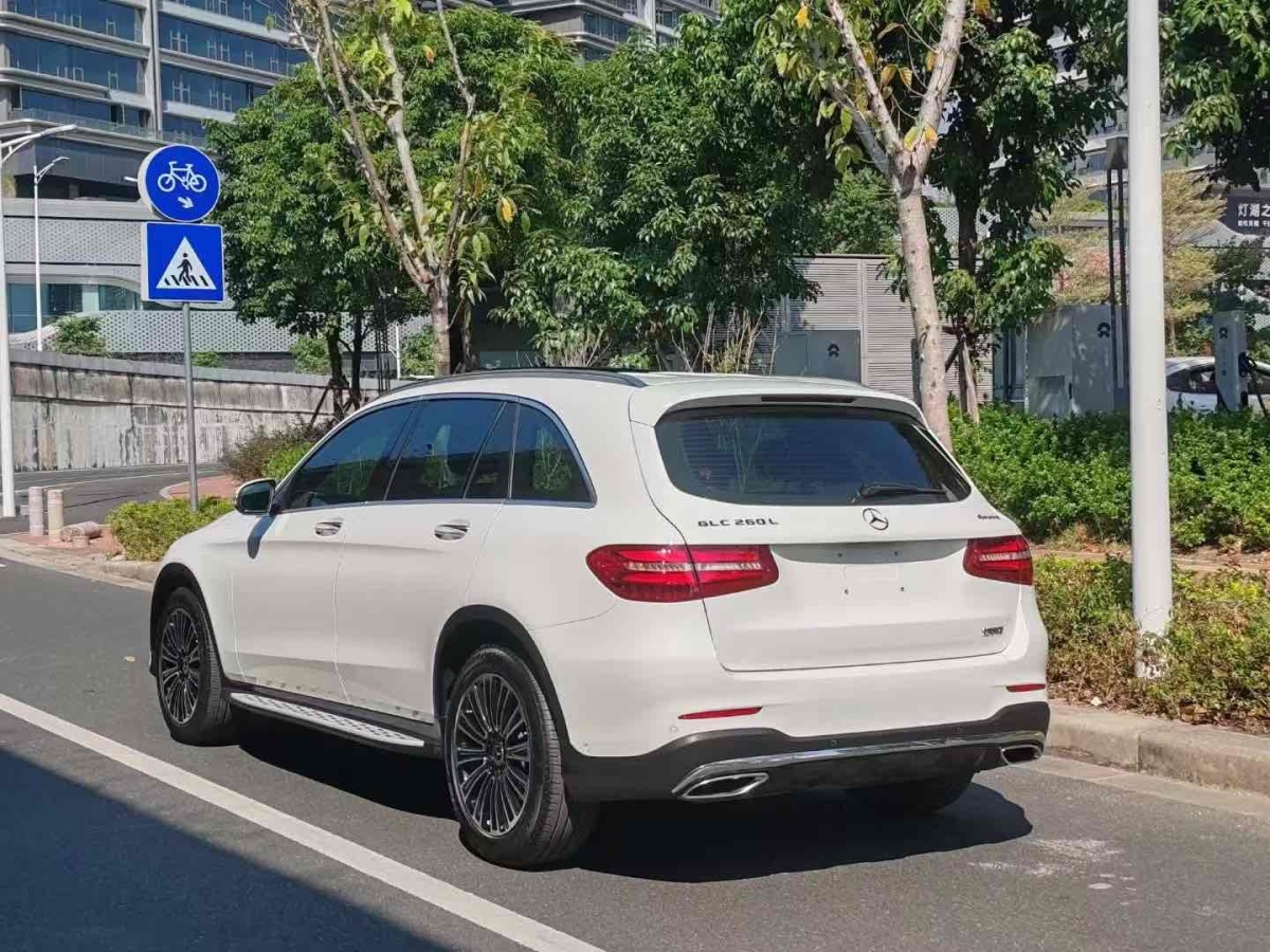 奔馳 奔馳GLC  2019款 改款 GLC 260 L 4MATIC 豪華型圖片