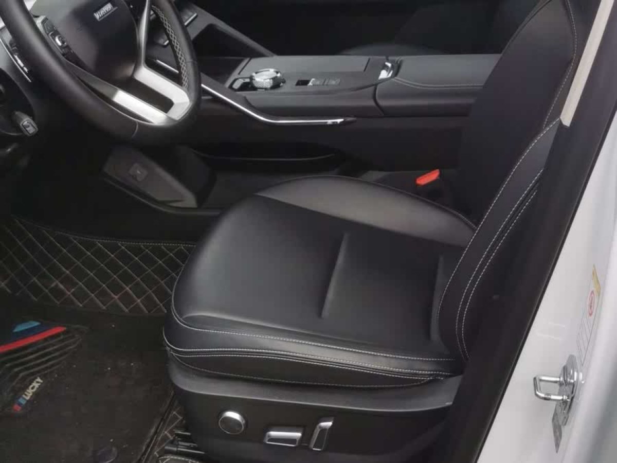 哈弗 H6 Coupe  2021款 智聯(lián)版 1.5T 自動兩驅(qū)豪華智聯(lián)版圖片