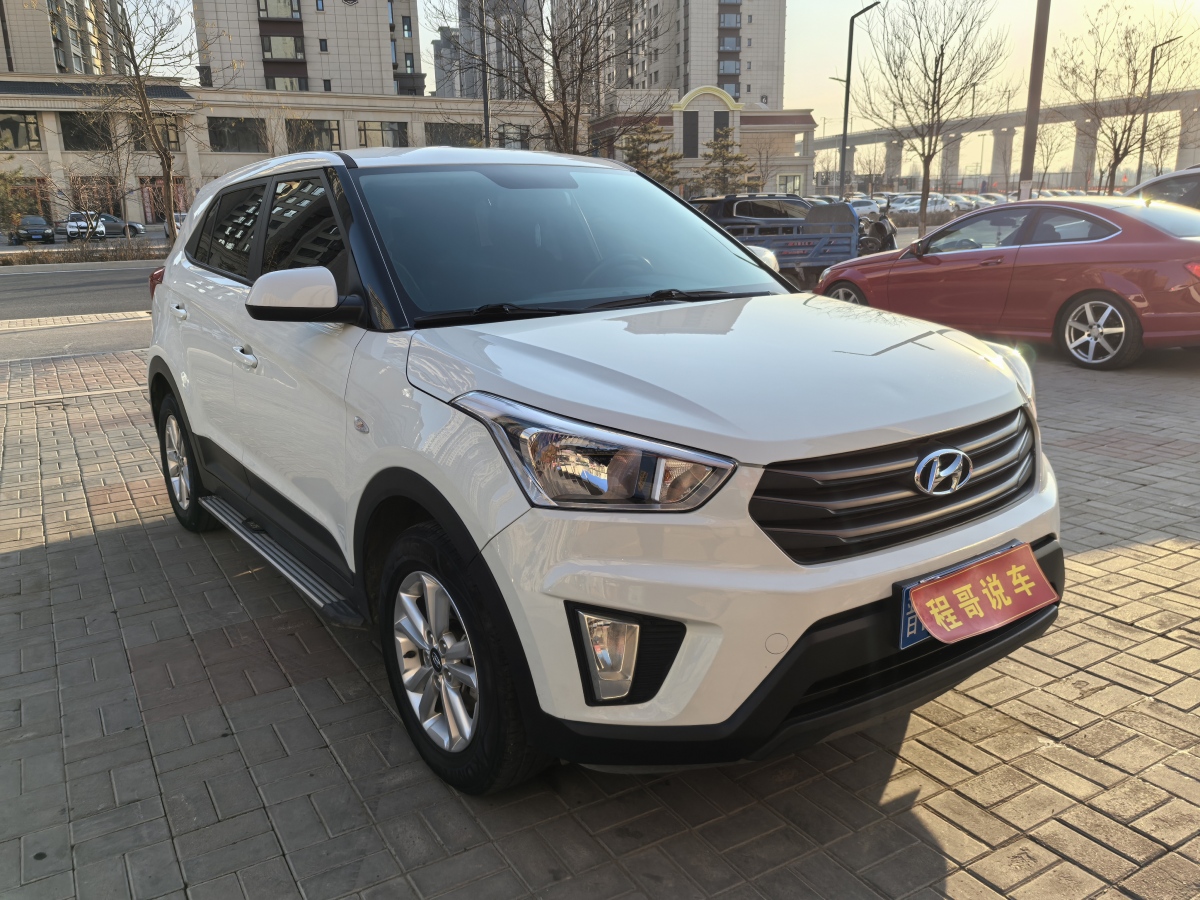 2017年3月現(xiàn)代 ix25  2015款 1.6L 自動兩驅時尚型GS