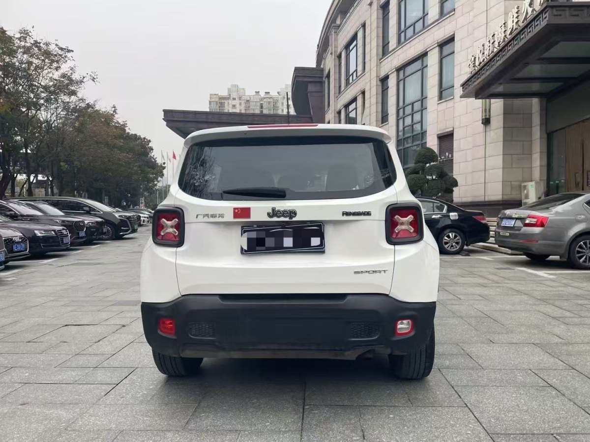 Jeep 自由俠  2017款 180T 自動(dòng)動(dòng)能版+圖片