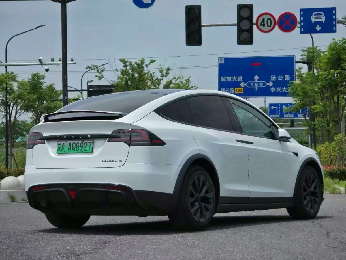 特斯拉 Model S  2023款 三電機全輪驅(qū)動 Plaid版圖片