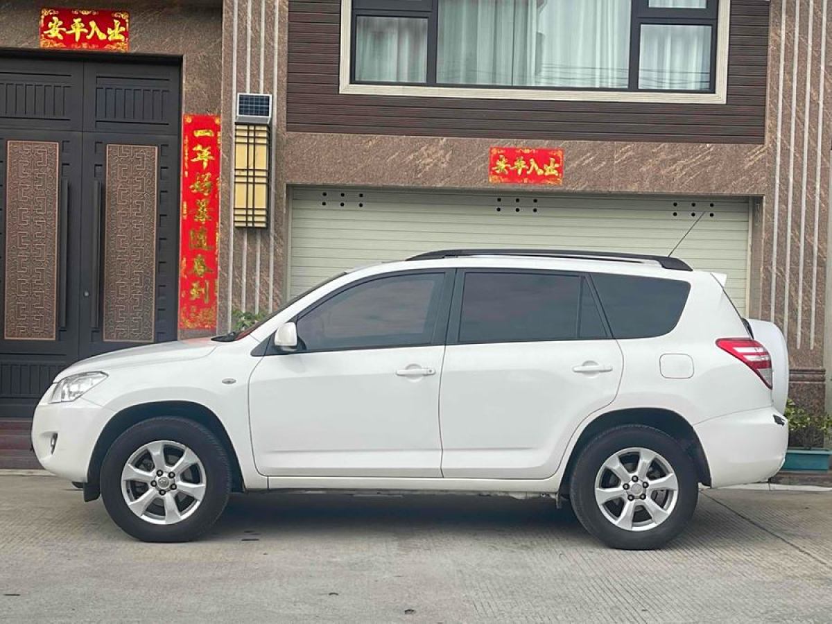 豐田 RAV4榮放  2011款 2.0L 自動豪華版圖片