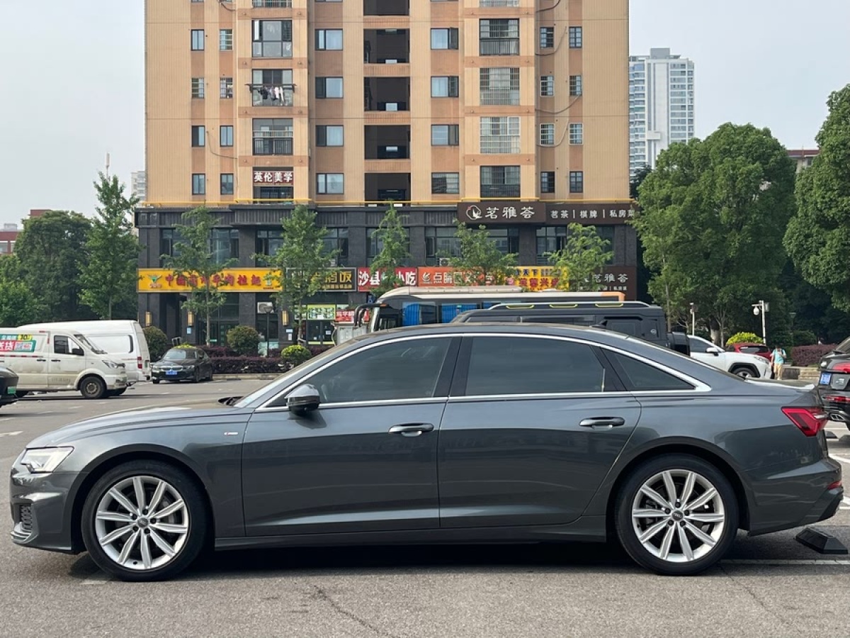 奧迪 奧迪A6L  2022款 45 TFSI 臻選致雅型圖片