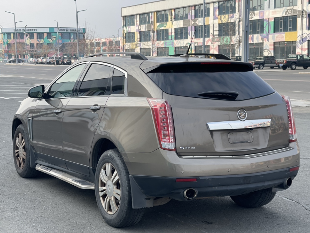 凱迪拉克 SRX  2015款 3.0L 舒適型圖片