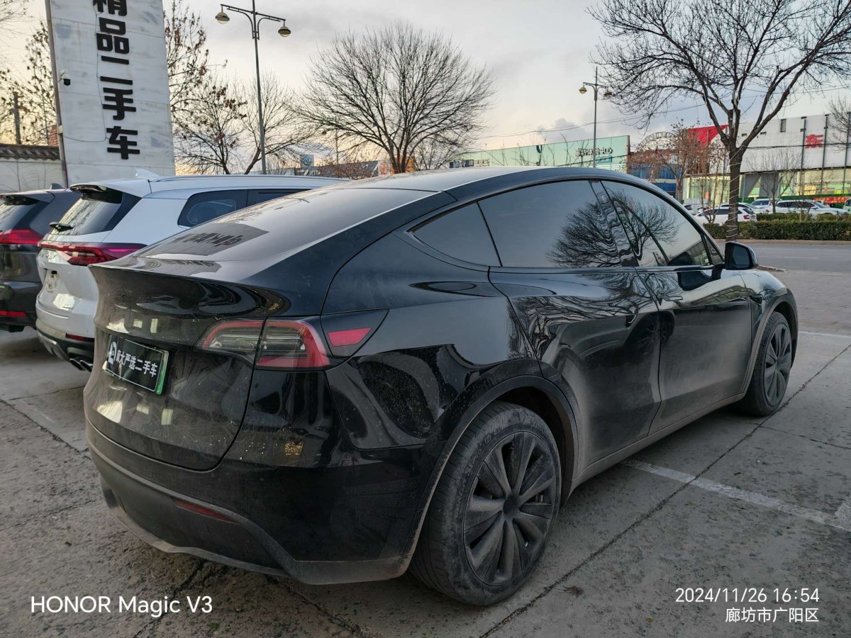 特斯拉 Model 3  2021款 改款 標(biāo)準(zhǔn)續(xù)航后驅(qū)升級(jí)版圖片