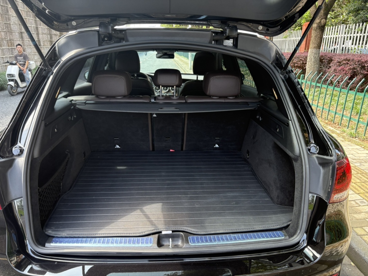 奔馳 奔馳GLC  2020款 改款 GLC 300 L 4MATIC 豪華型圖片