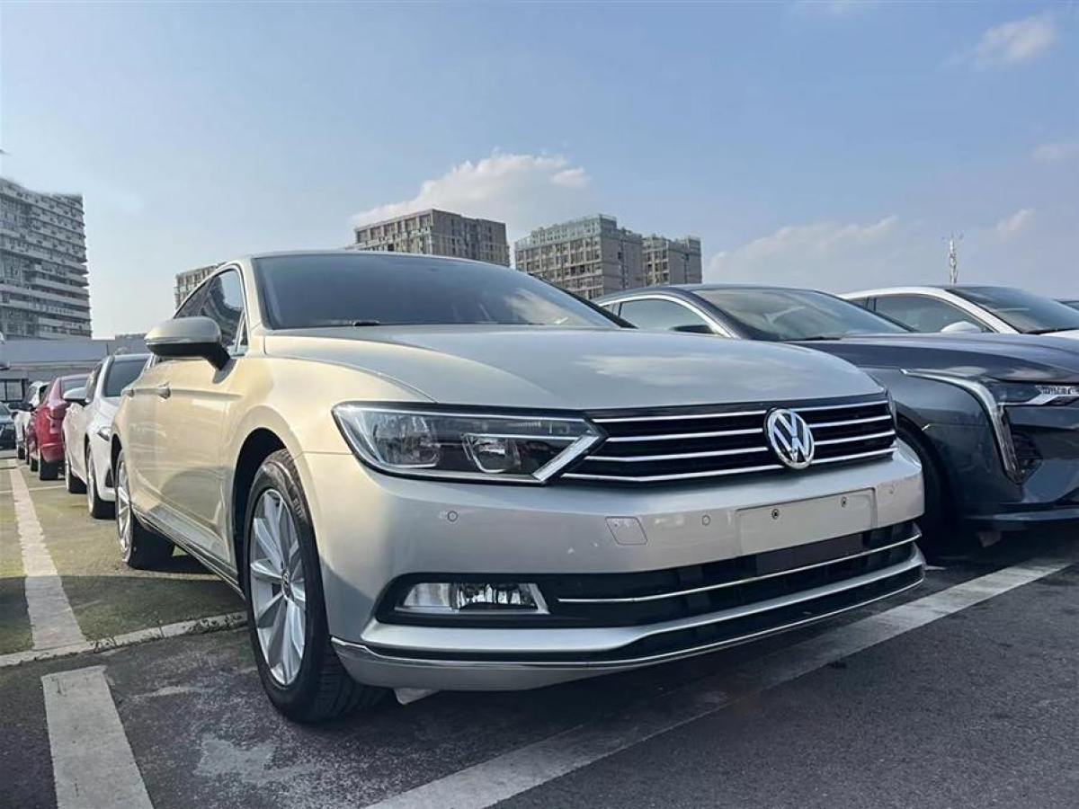 大眾 邁騰  2018款 330TSI DSG 領(lǐng)先型圖片