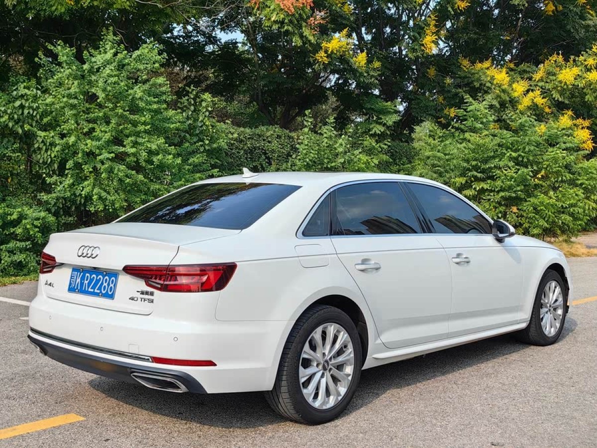 奧迪 奧迪A4L  2019款 40 TFSI 進(jìn)取型 國VI圖片