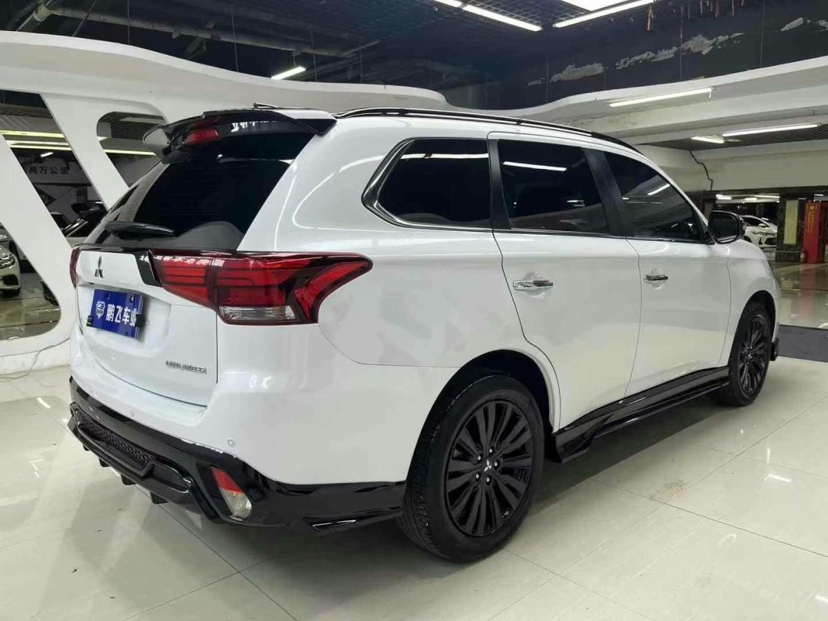 吉利 博瑞GE新能源  2022款 1.5T PHEV 里程升級版豪華型圖片