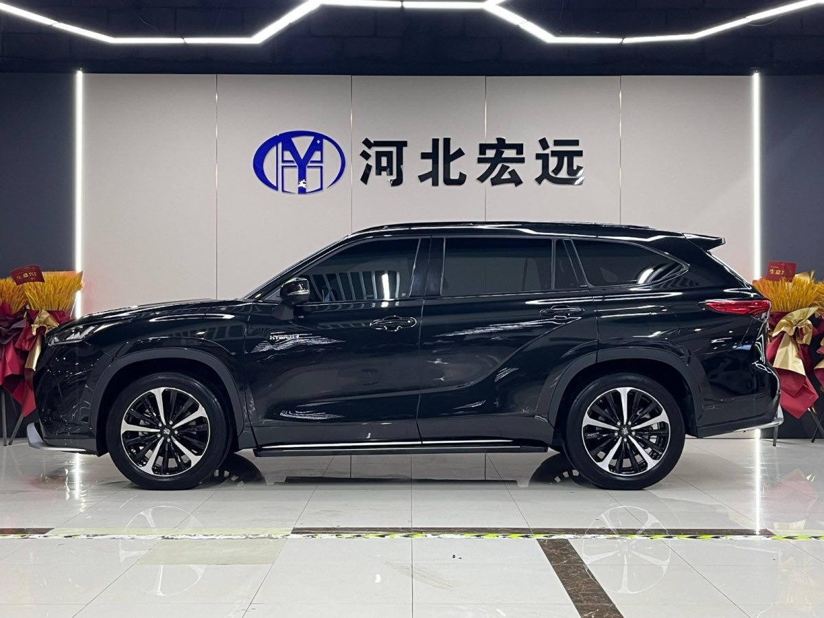 丰田 皇冠陆放  2021款 2.5L HEV四驱豪华版图片