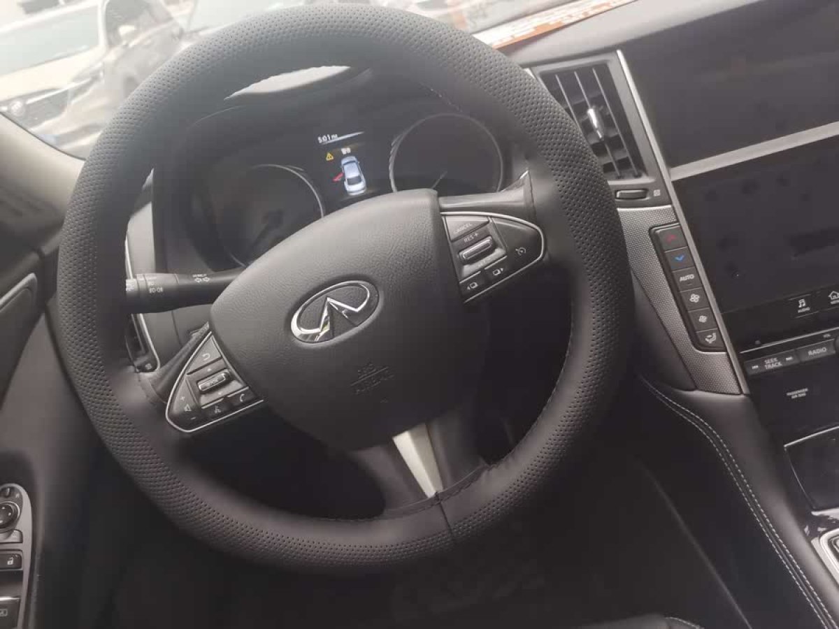 英菲尼迪 Q50L  2016款 2.0T 悅享版圖片
