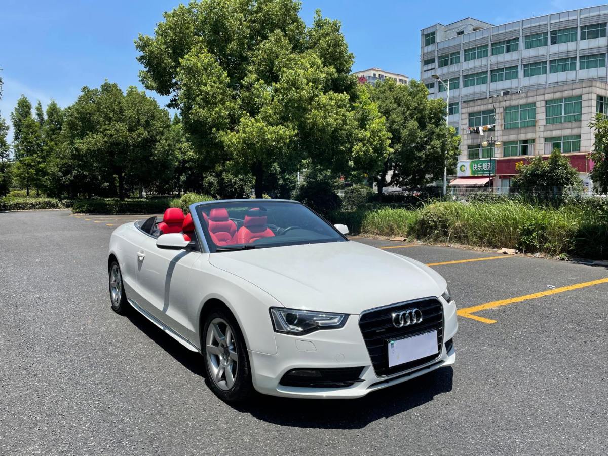 車輛圖片2013年6月上牌,奧迪a5雙門四座敞篷跑車,整車進口,全時四驅