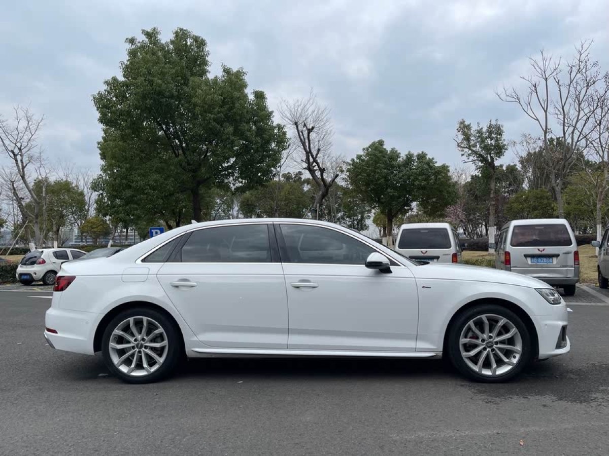 奧迪 奧迪A4L  2019款 40 TFSI 時(shí)尚型 國(guó)V圖片