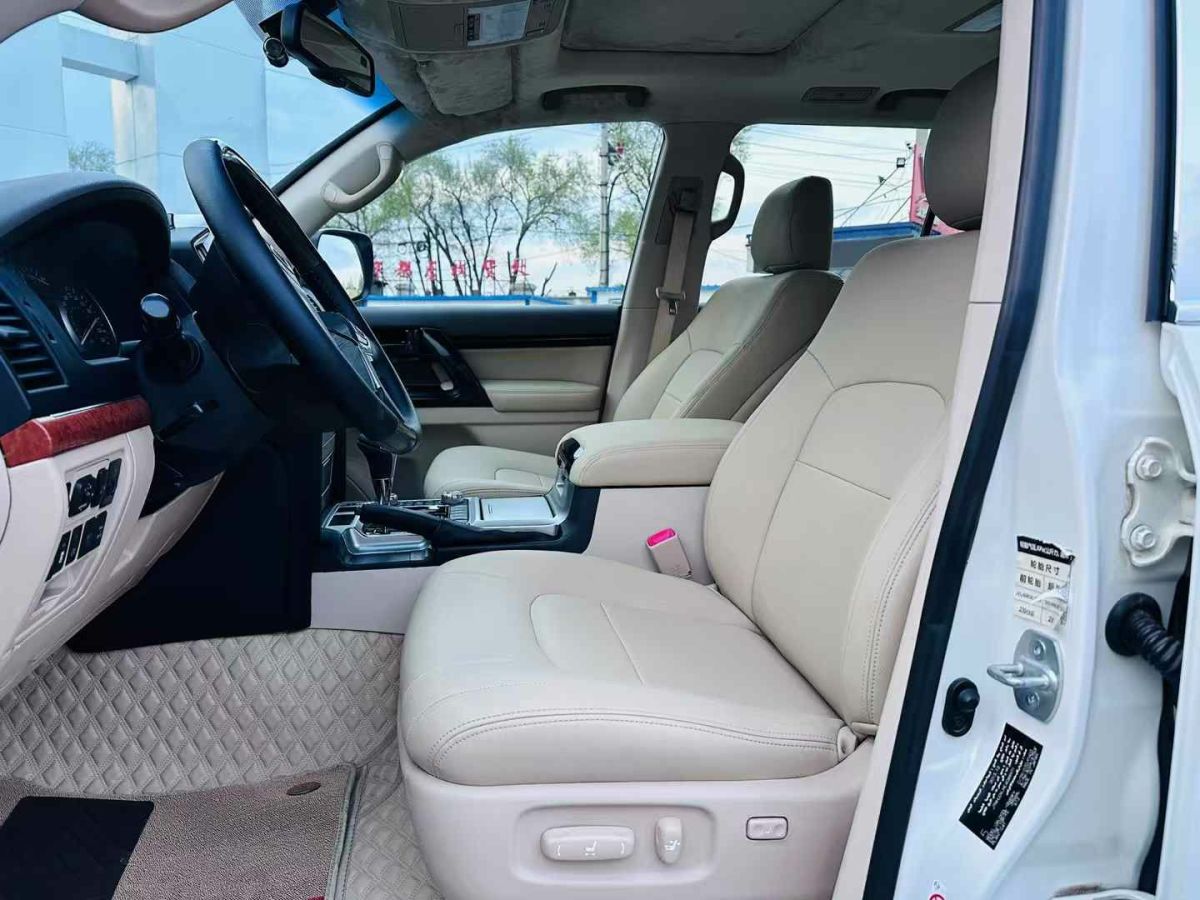 豐田 蘭德酷路澤  2015款 4.6L V8 中東限量版圖片