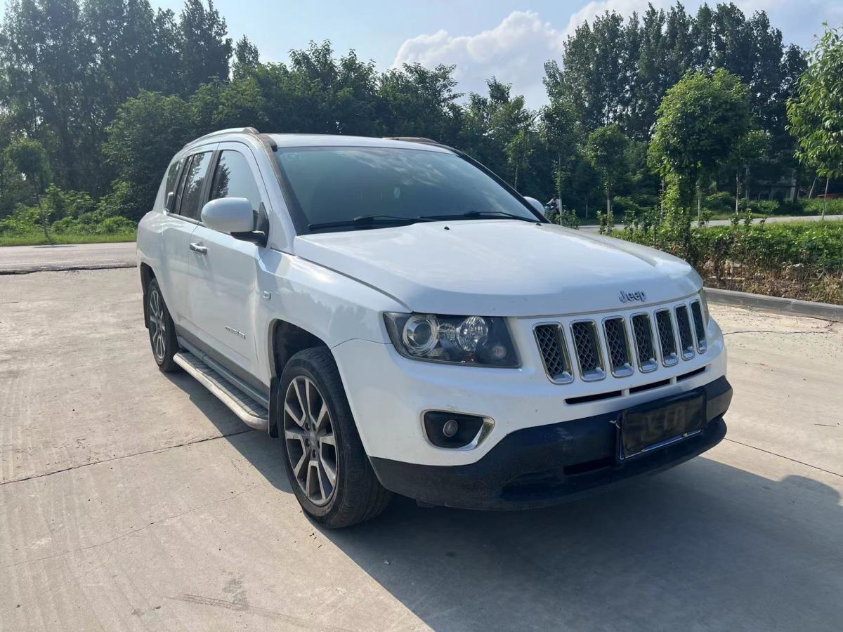 Jeep 指南者  2015款 2.0L 兩驅(qū)豪華版圖片