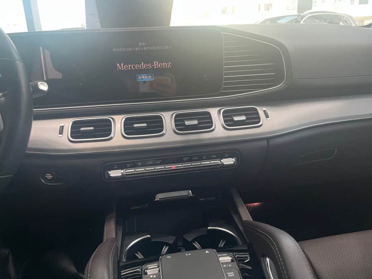 奔馳 奔馳GLE  2024款 改款 GLE 350 4MATIC 時(shí)尚型圖片