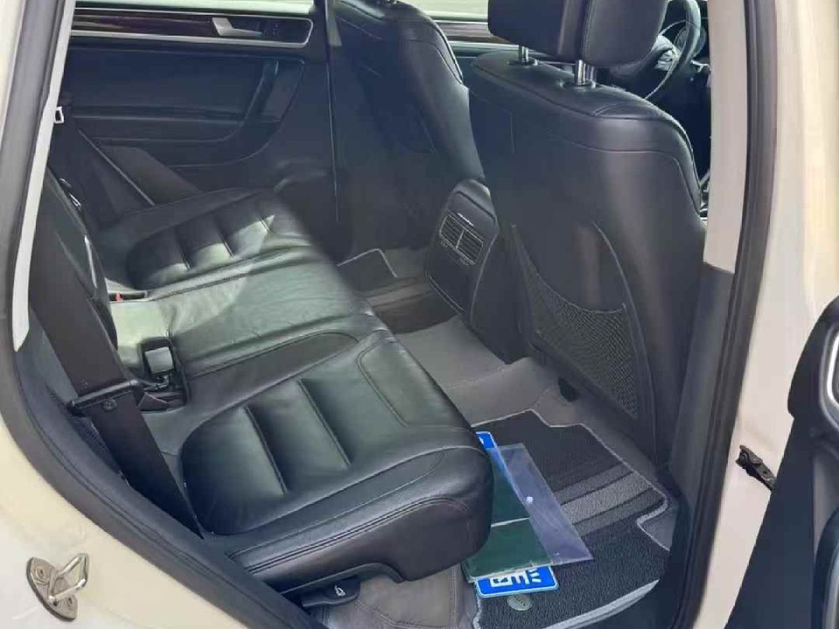 大眾 途銳  2011款 3.0TSI Hybrid圖片