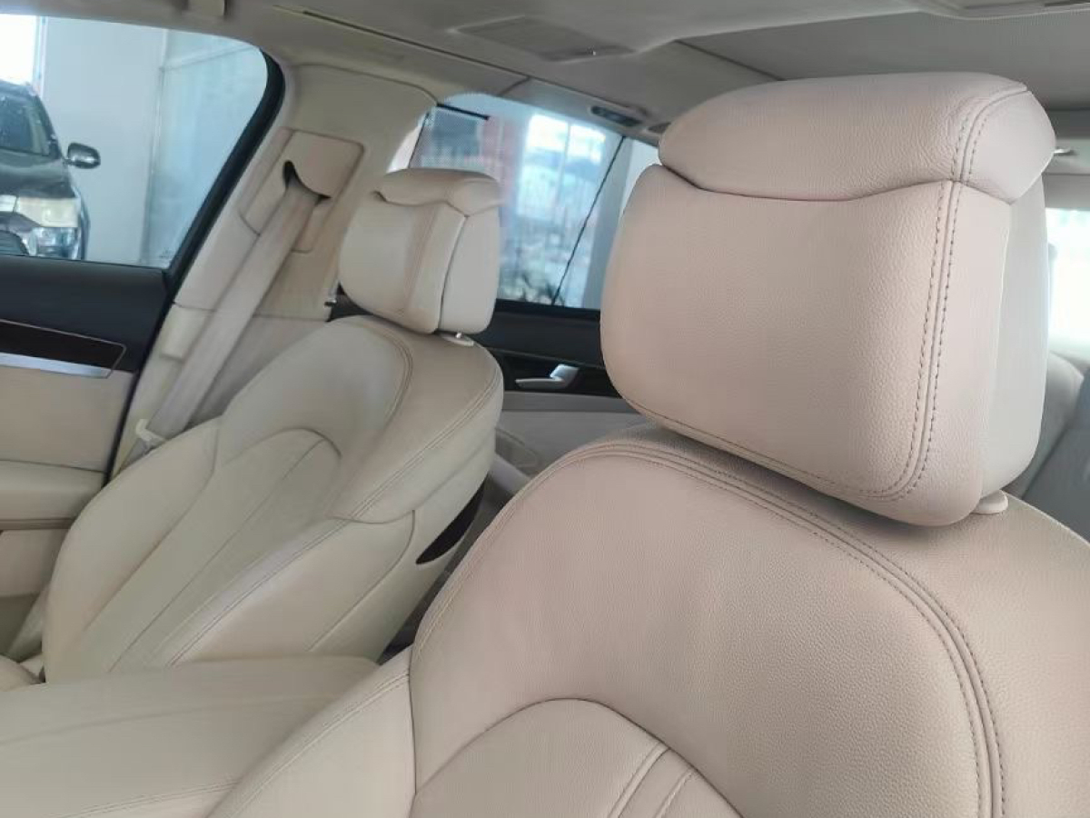 奧迪 奧迪A8  2013款 A8L 45 TFSI quattro豪華型圖片