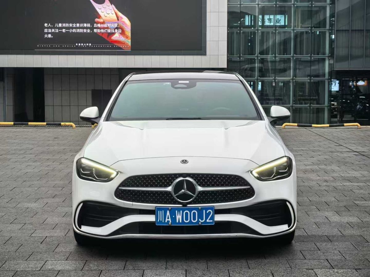 奔馳 奔馳C級(jí)  2024款 C 260 L 4MATIC 運(yùn)動(dòng)版圖片