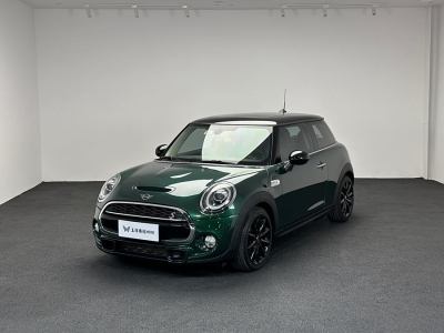 2019年1月 MINI CLUBMAN 2.0T COOPER S 經(jīng)典派圖片