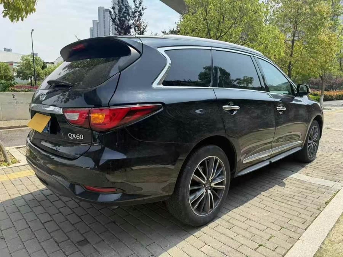 英菲尼迪 QX60  2020款 2.5 S/C Hybrid 兩驅(qū)卓越版 國VI圖片