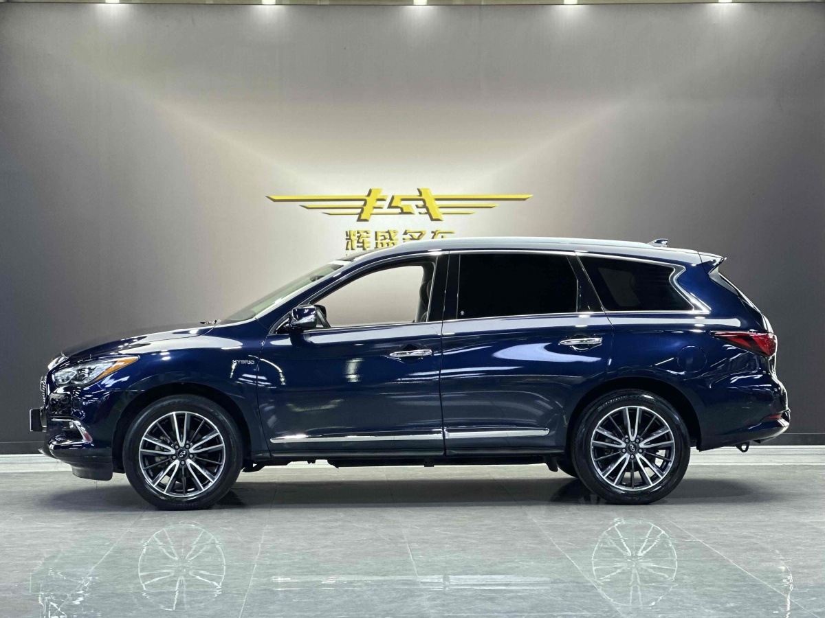 英菲尼迪 QX60  2020款 2.5 S/C Hybrid 兩驅(qū)卓越版 國VI圖片