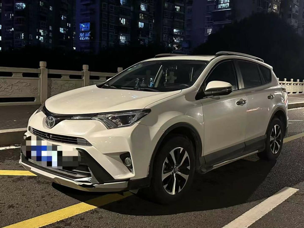 豐田 RAV4 圖片